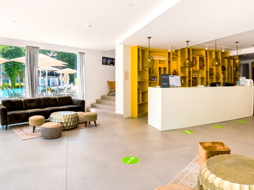 Hôtel ibis Styles Golden Sands Roomer - Image 4