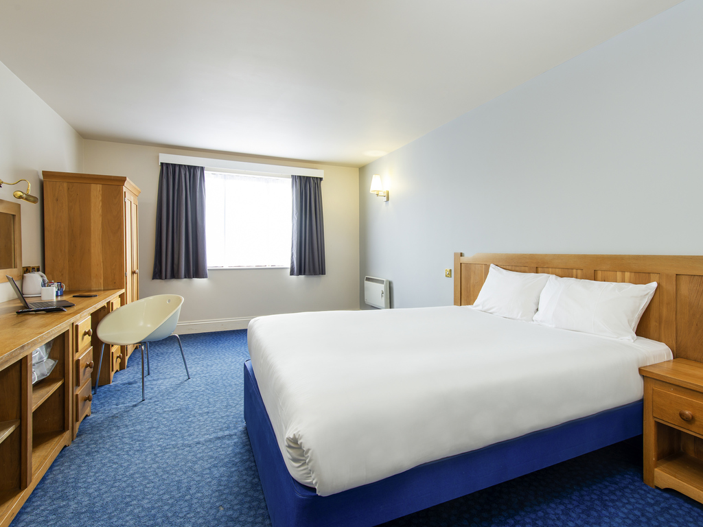 hotel and travel solutions bromsgrove