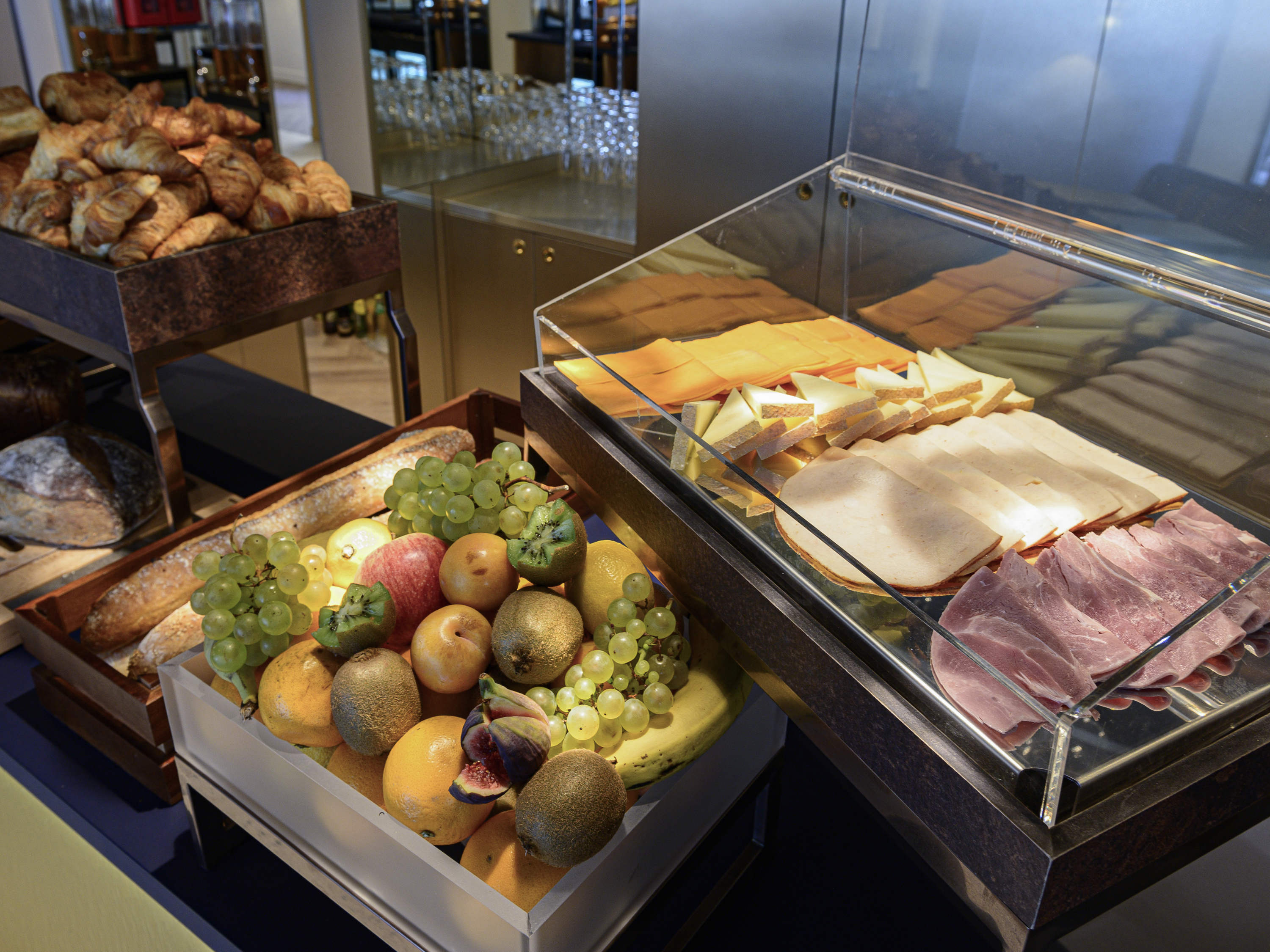Mercure Paris Opéra Lafayette — 17/18