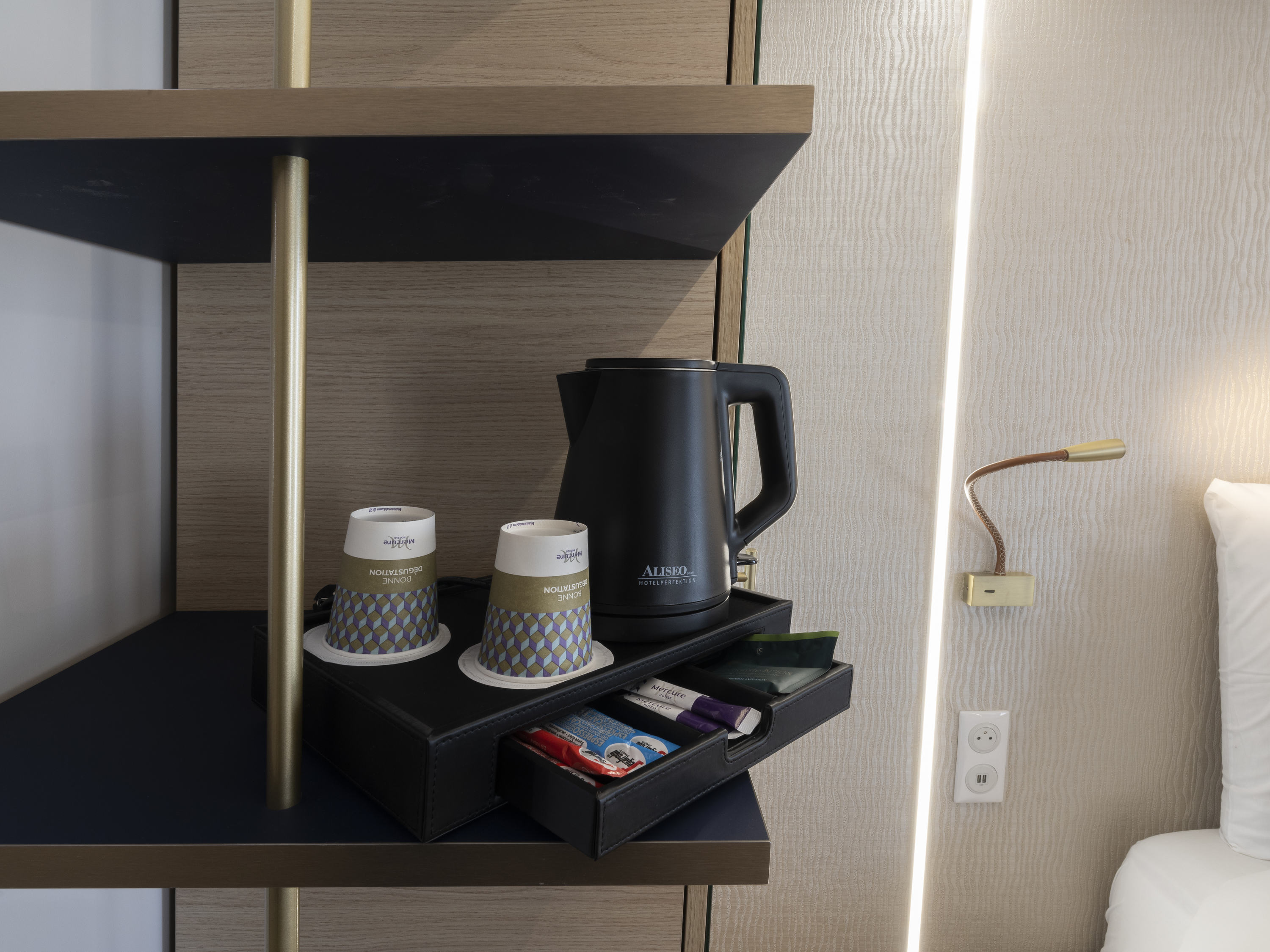 Chambre classique avec un lit simple — photo 4
