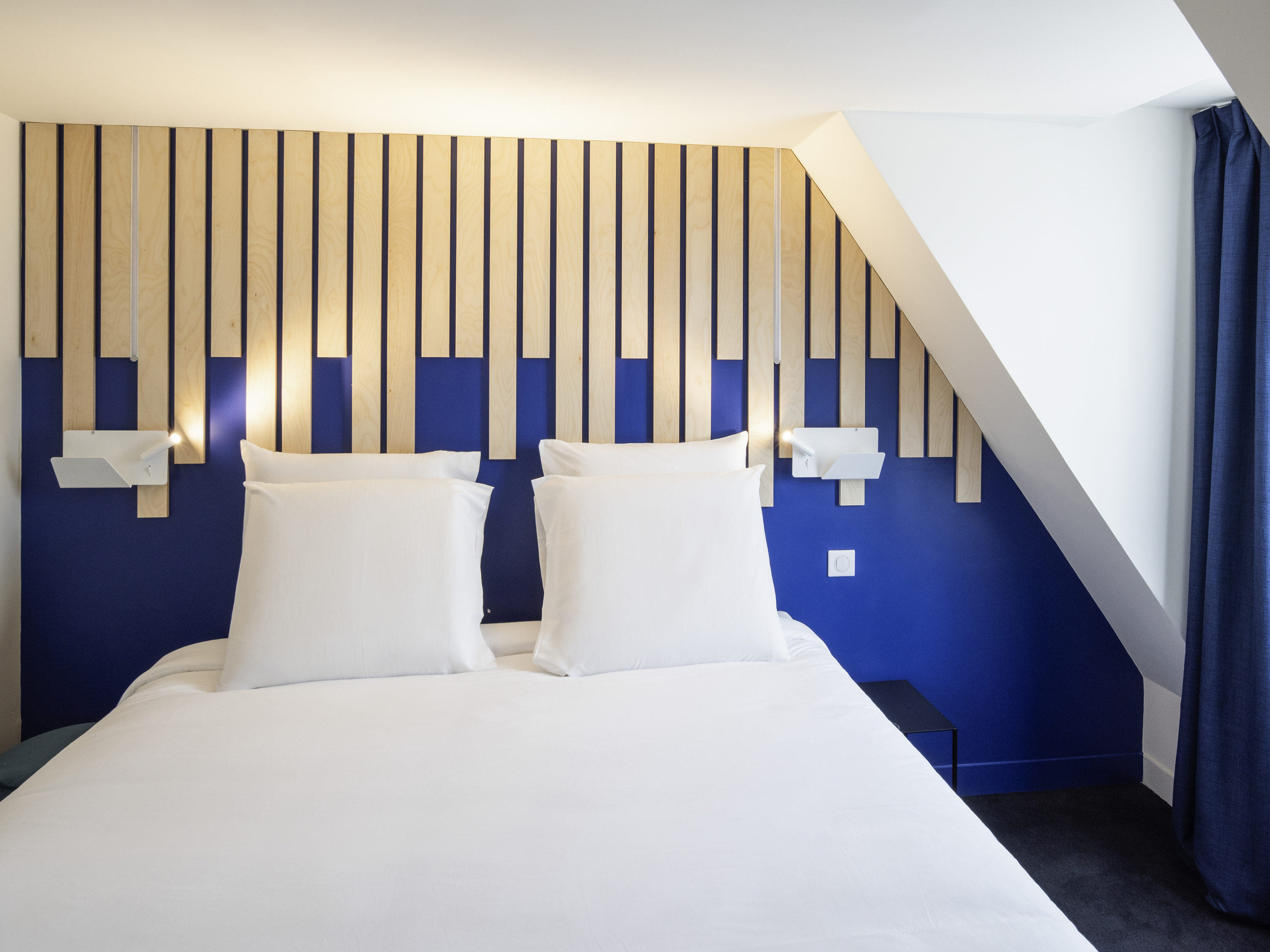 Chambre standard pour une personne avec  un grand lit — photo 3