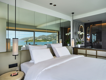 Premier Sea View Suite with Private Pool