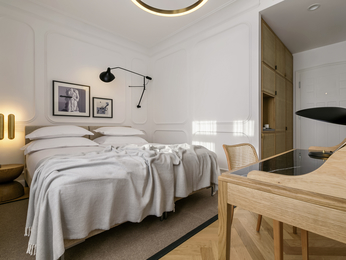 Superior room.