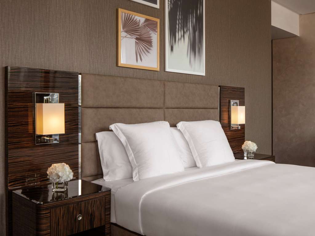 Hyde Hotel Dubai - Image 4