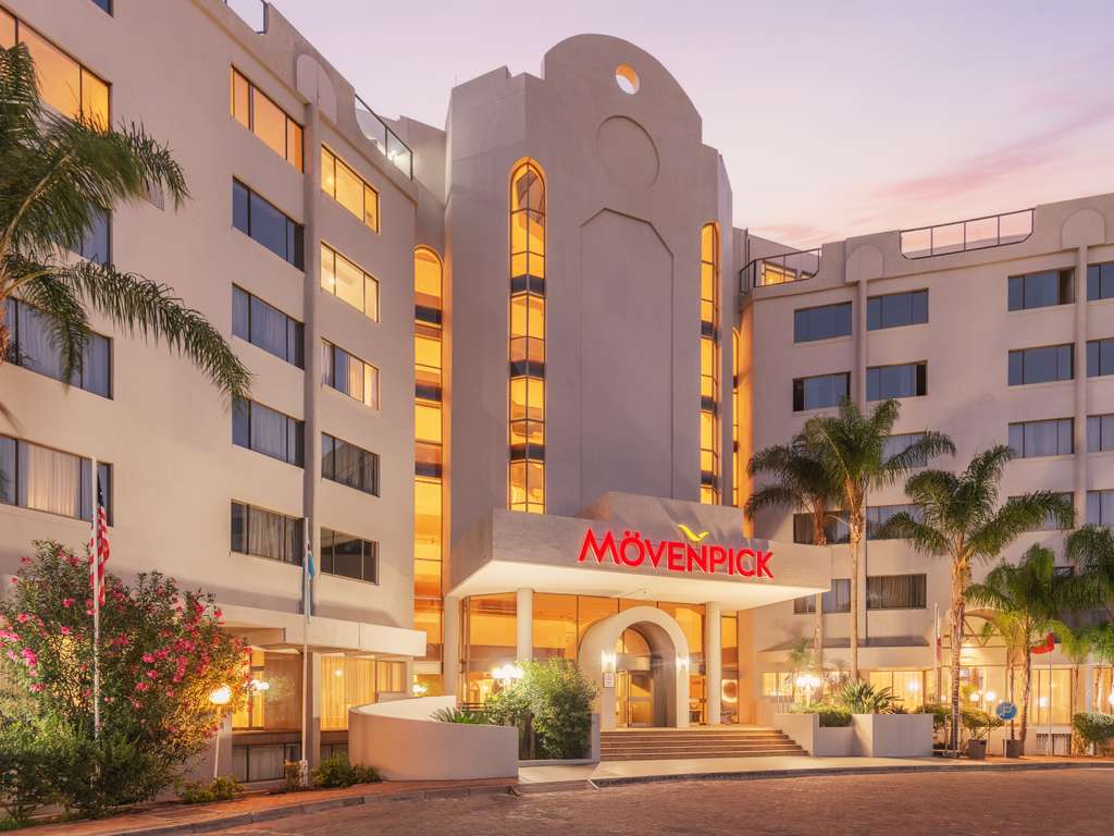 Mövenpick Hotel Windhoek - Image 1