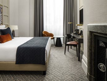 Superior Room with one double bed