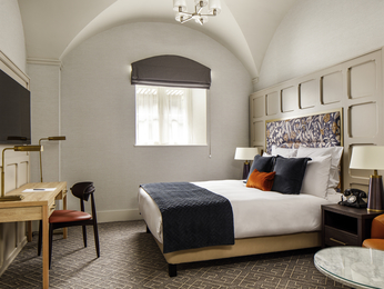 Classic Room with one double bed, photo 1
