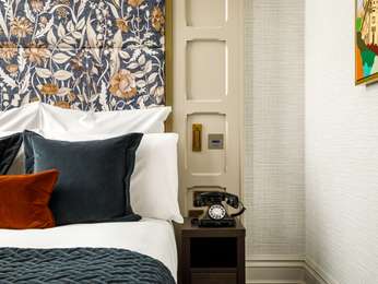 Accessible Classic Room with one double bed