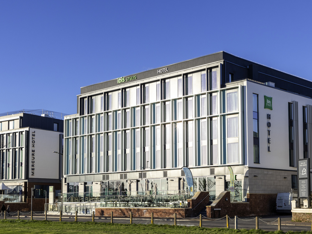 ibis Styles Paignton - Image 1