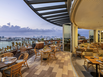 Akte Pier 51 restaurant picture