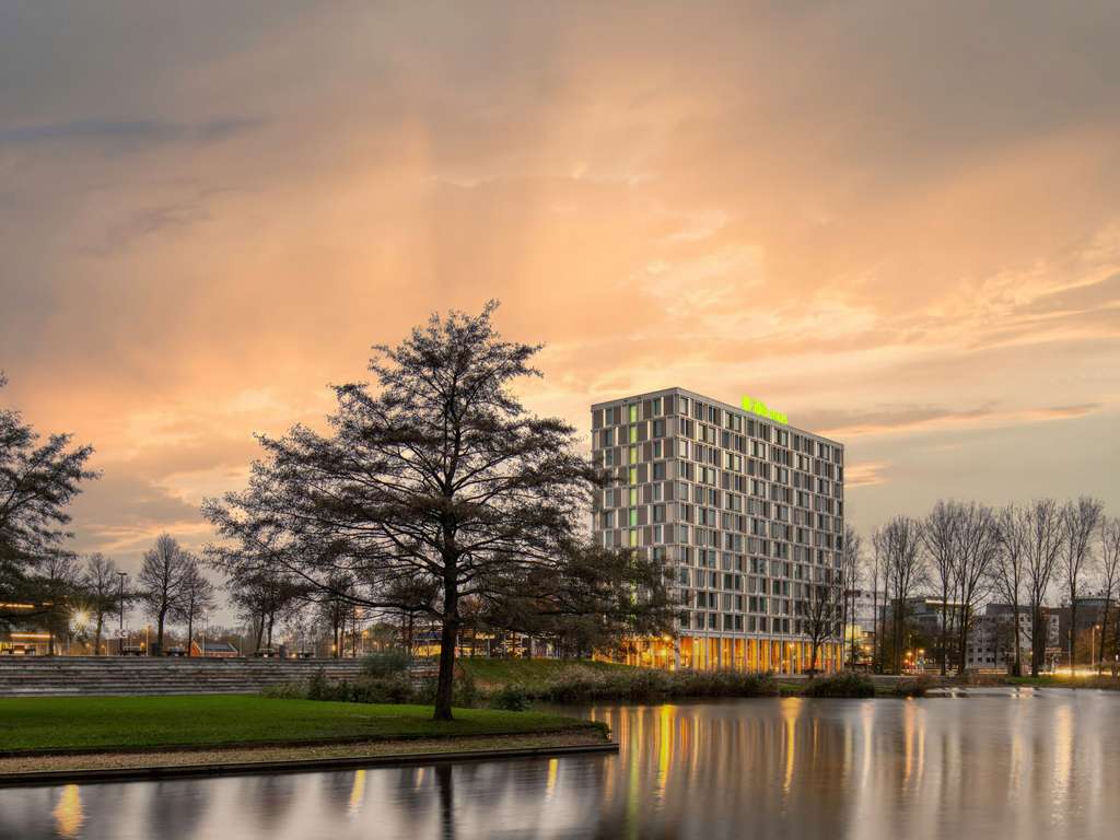 Ibis Styles Rotterdam Ahoy - Image 1