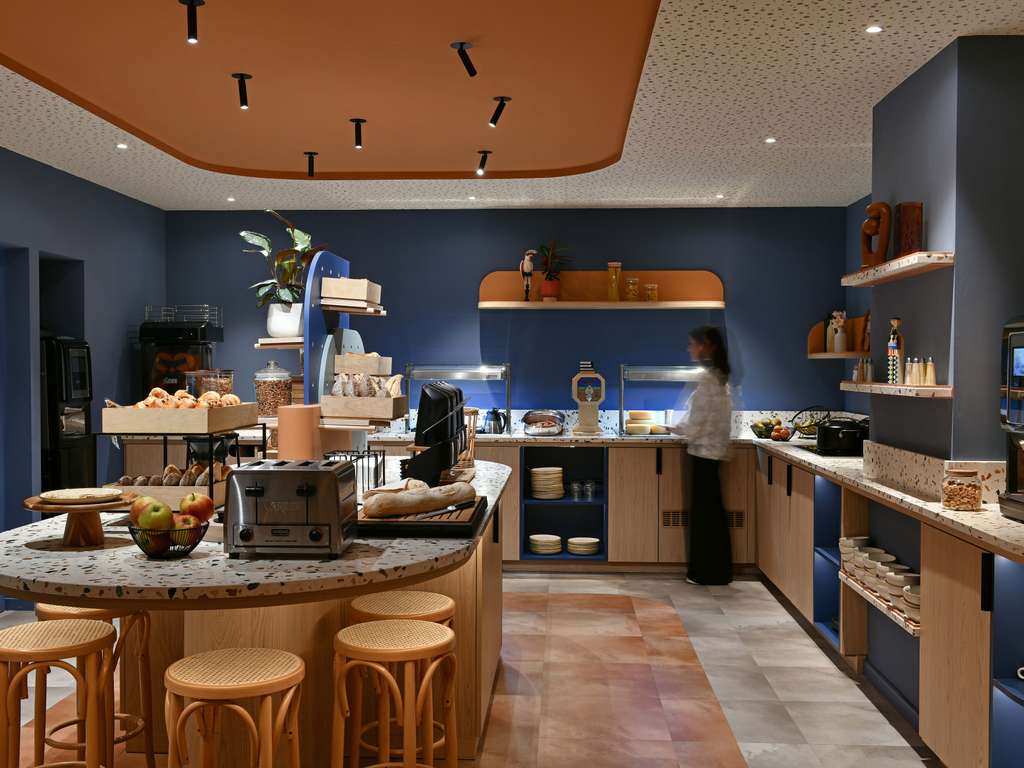 ibis Styles Charleroi Airport Aero 44 - Image 4