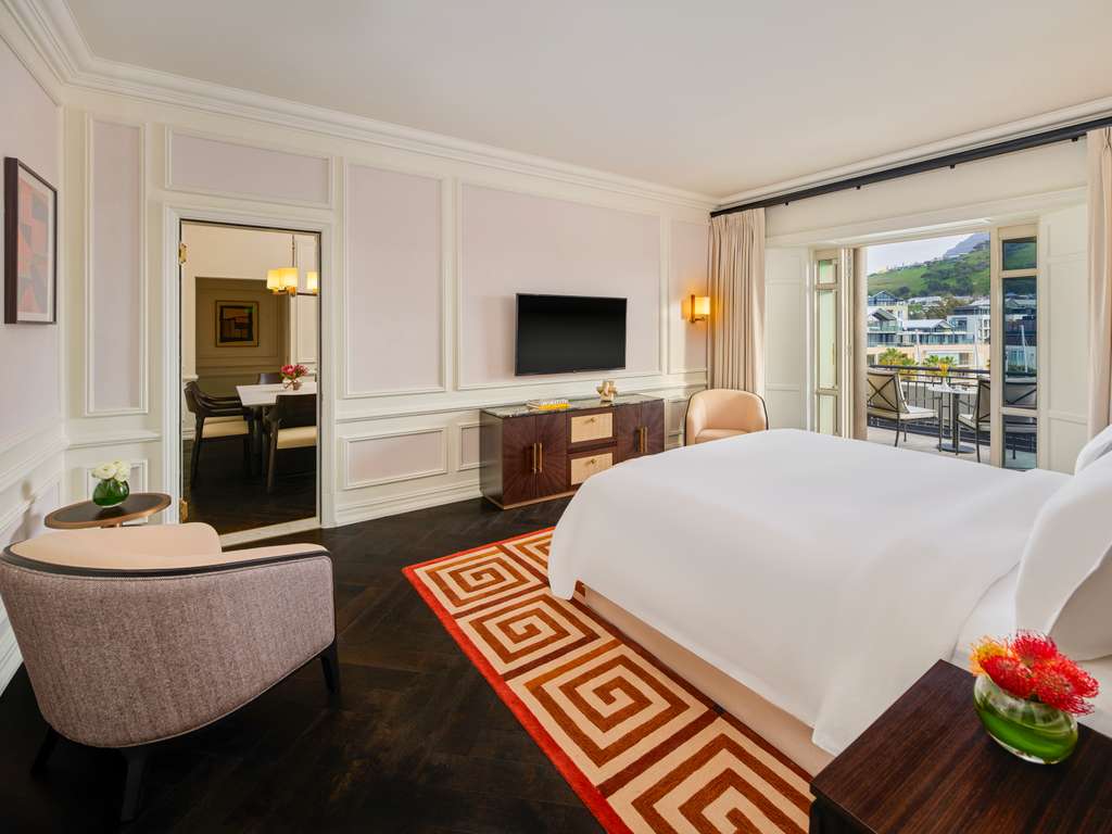 Cape Grace - A Fairmont Managed Hotel — 13/14