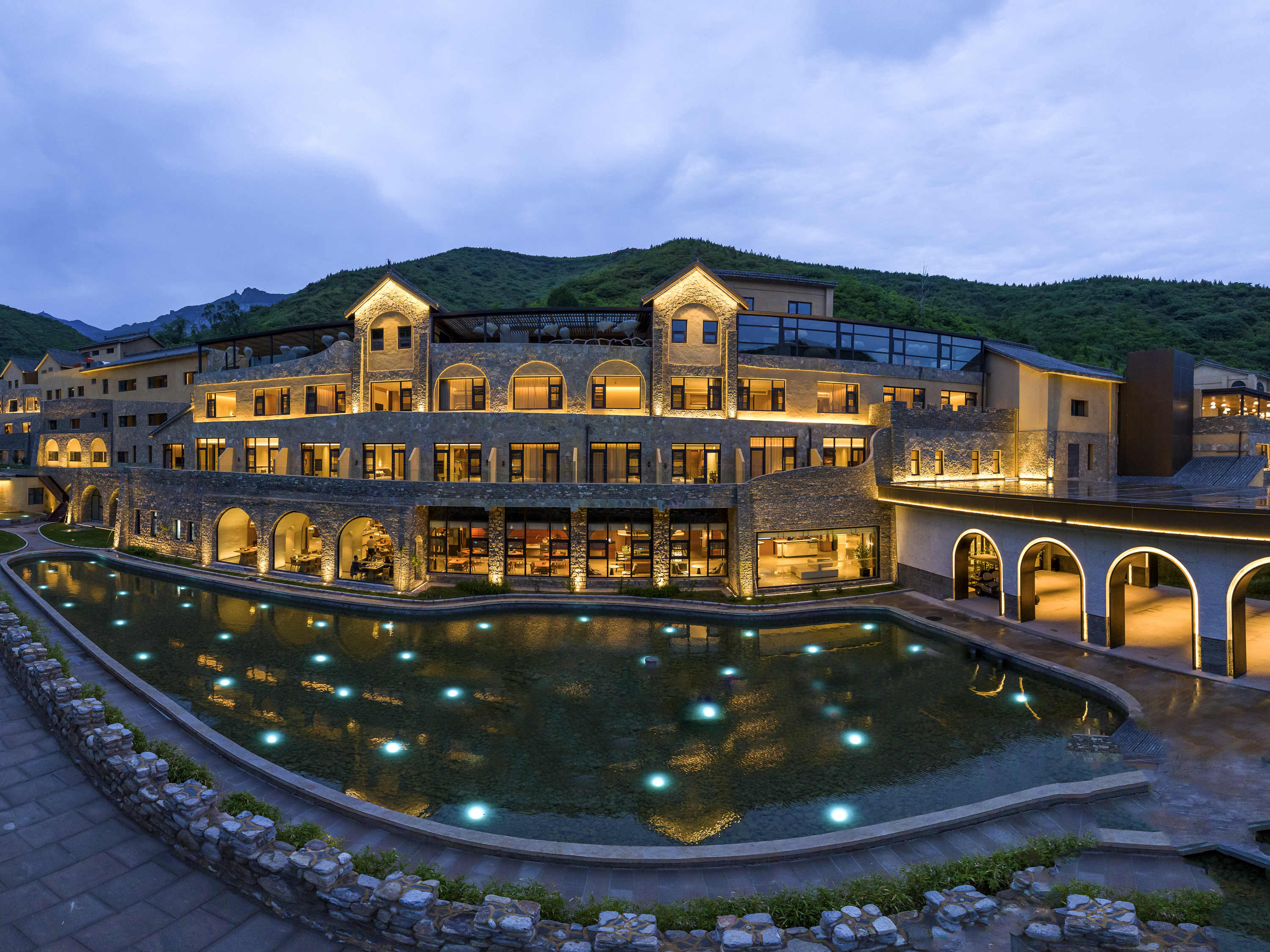 临汾云丘山雅高诺富特酒店