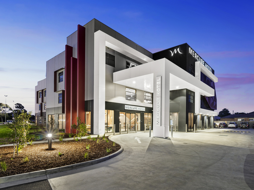 Mercure Pakenham - Image 1