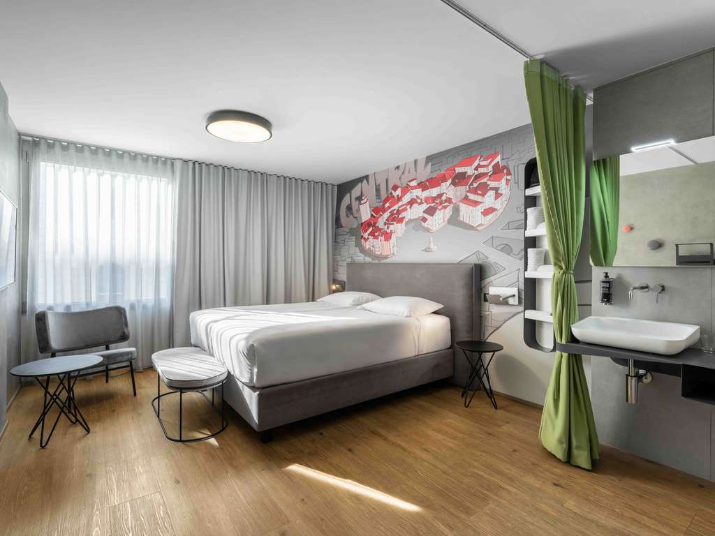 Ibis Styles Любляна Центр - Image 1