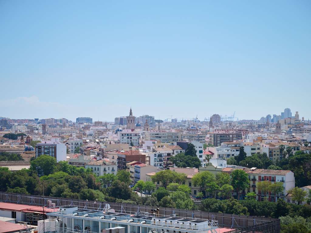 Novotel Valencia Lavant - Image 4