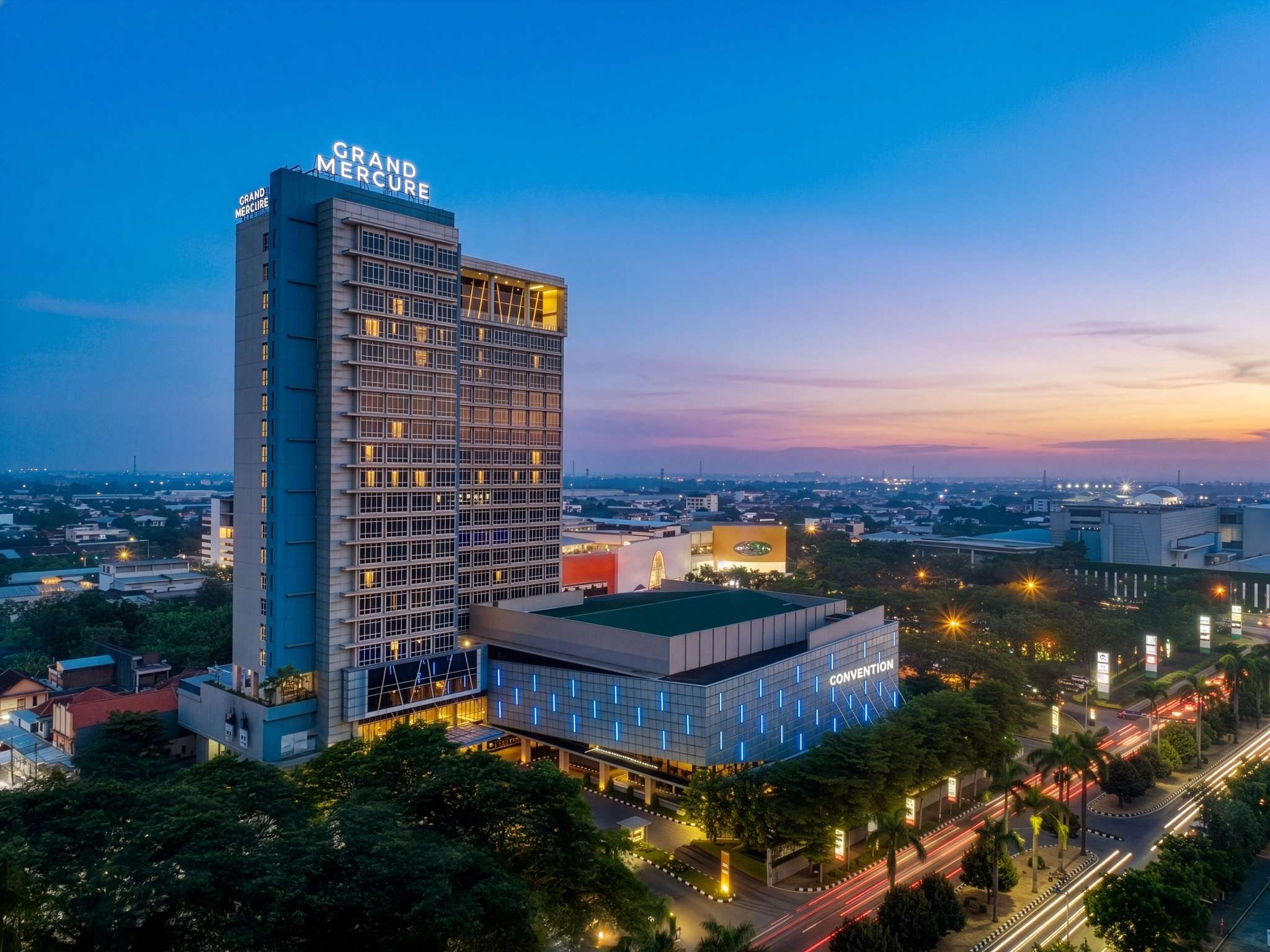 Grand Mercure Solo Baru
