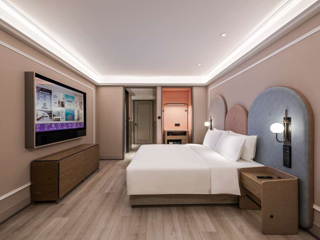 Mercure Nantong Suxitong Riverside - Image 4
