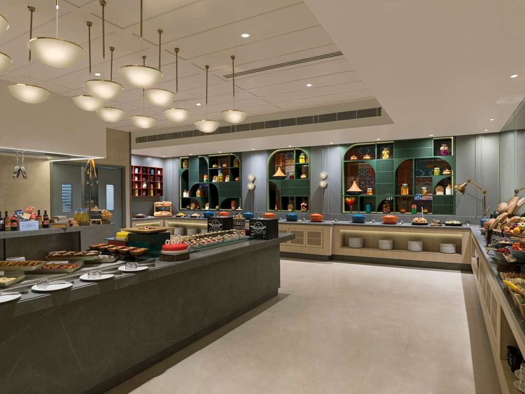 Grand Mercure Agra - Image 1