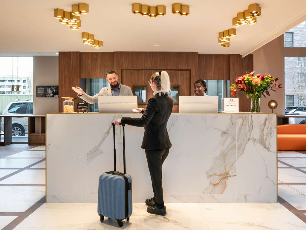 Ibis Acheres St Germain en Laye - Image 2