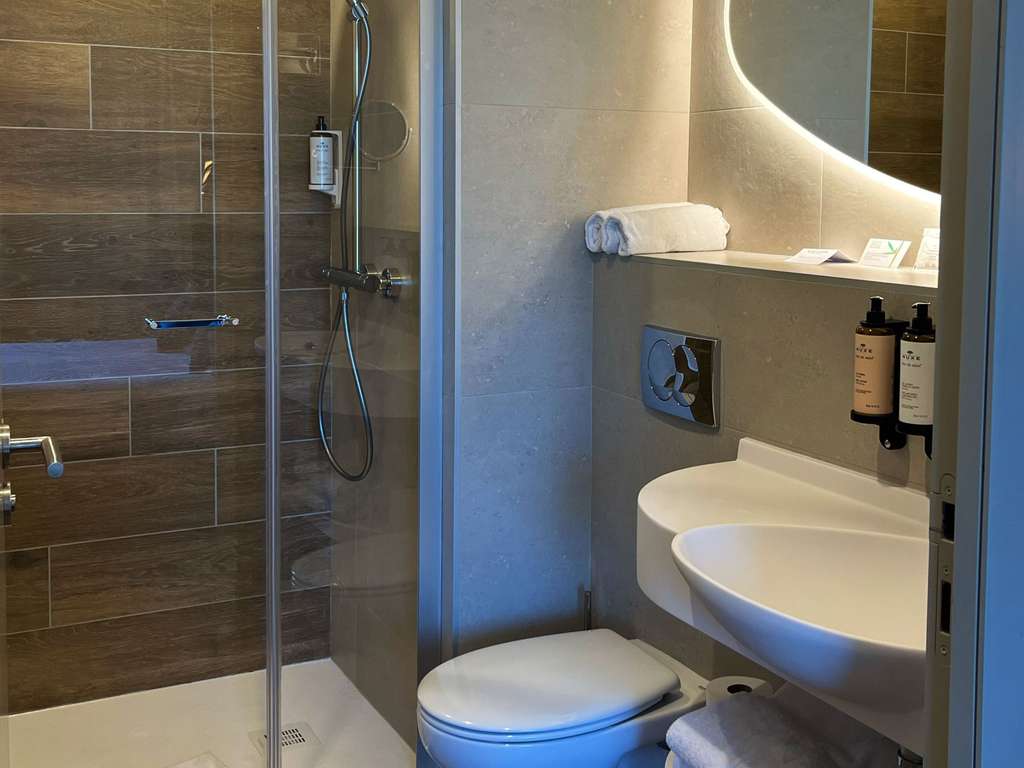 Mercure Aix-en-Provence La Duranne Gare TGV - Image 3