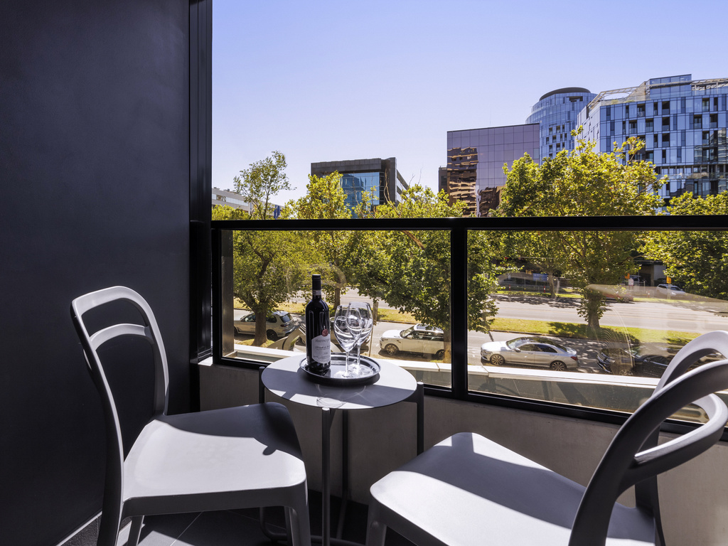 Mercure Melbourne St Kilda Road - Image 4