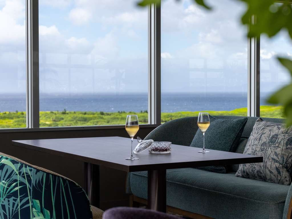 Suite Executive style nippo-occidental avec 2 lits simples et vue sur l'océan — photo 2