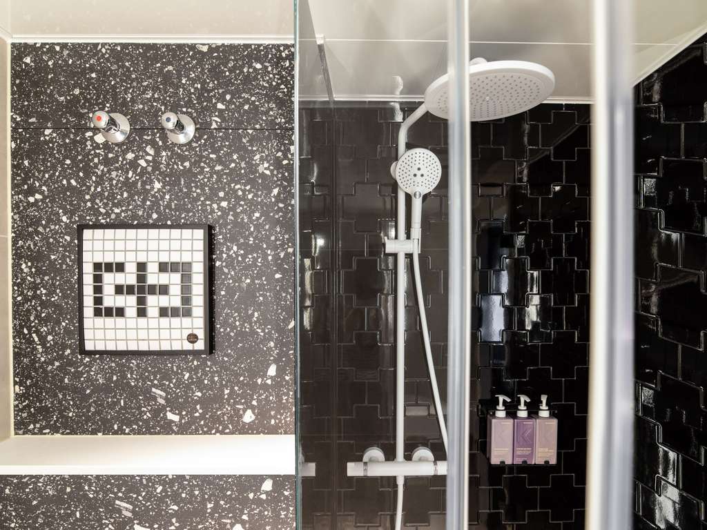 Tribe Dusseldorf - Image 3