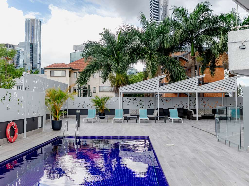 Mercure Brisbane Spring Hill - Image 4