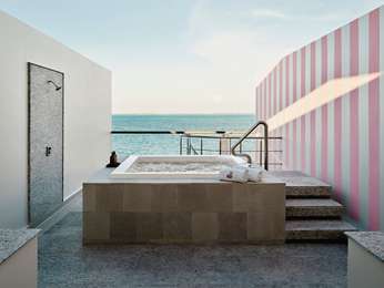 SLS Elite Ocean View Rooftop King