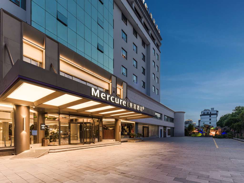 Mercure Zhangjiajie Tianmen Mountain - Image 2