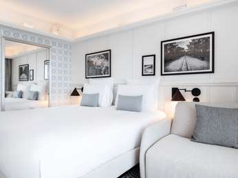 Deluxe Room, 1 king-size bed, 1 single sofa-bed, balcony with forest view