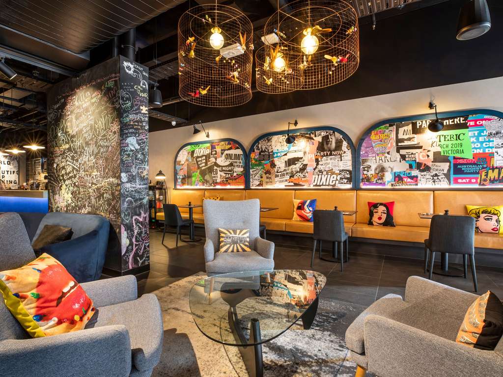 ibis Styles Melbourne Southbank - Image 2