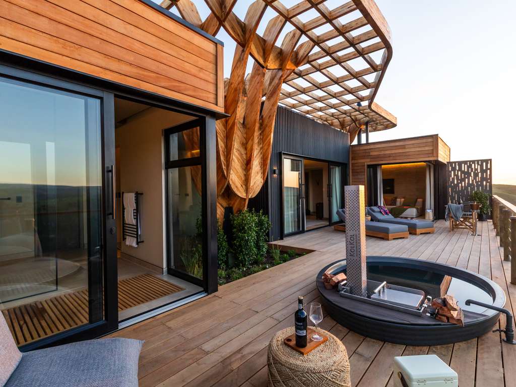 Mantis hiddn in Addo (Opening March 2026) - Image 2