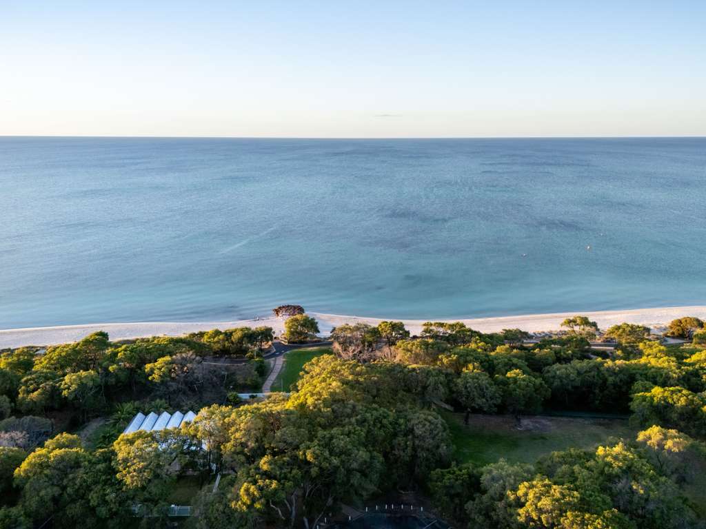 BAYVIEW GEOGRAPHE RESORT (apertura en mayo de 2025) - Image 2