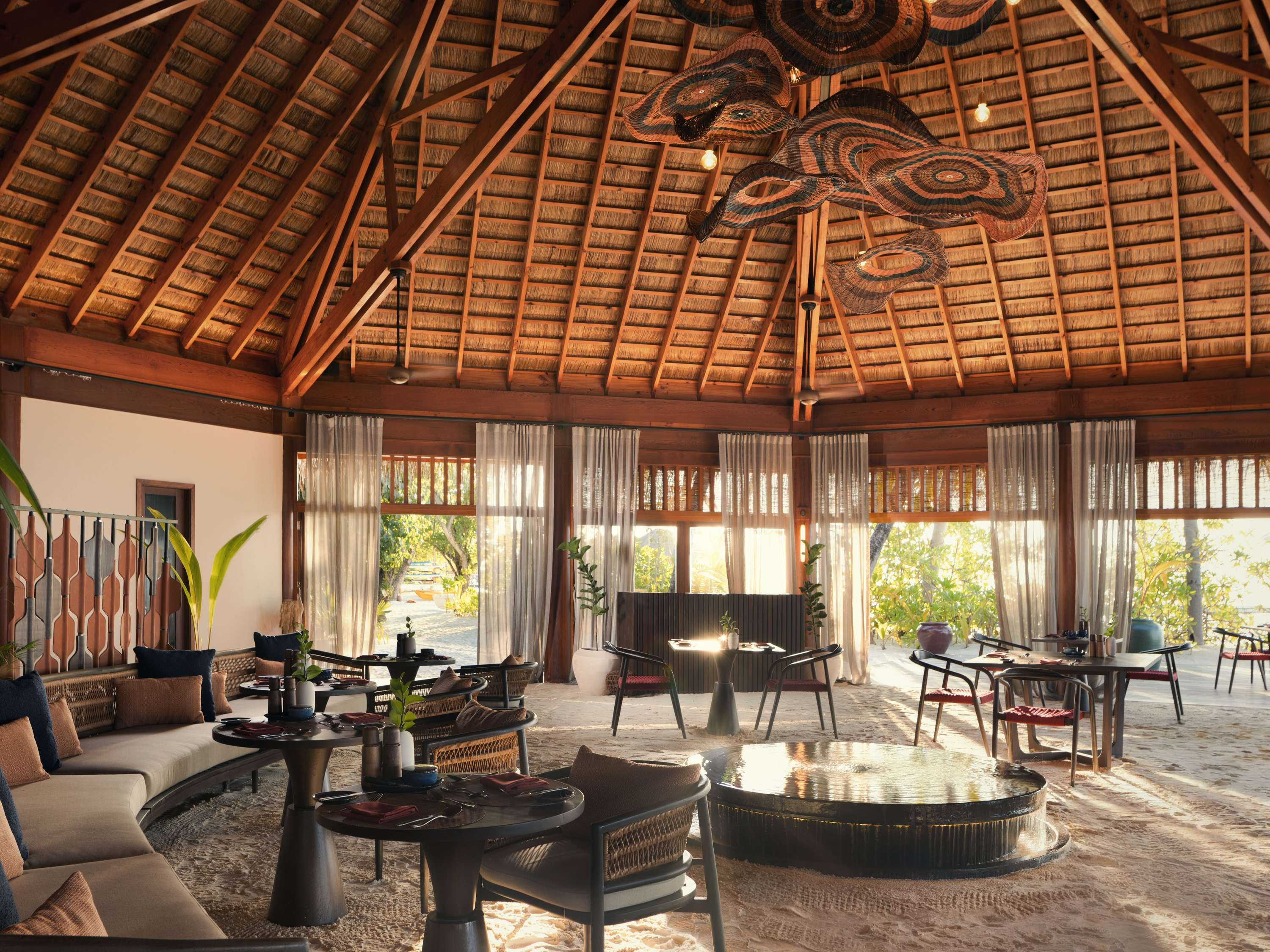 V Villas Maldives at Mirihi - MGallery Collection — 19/30