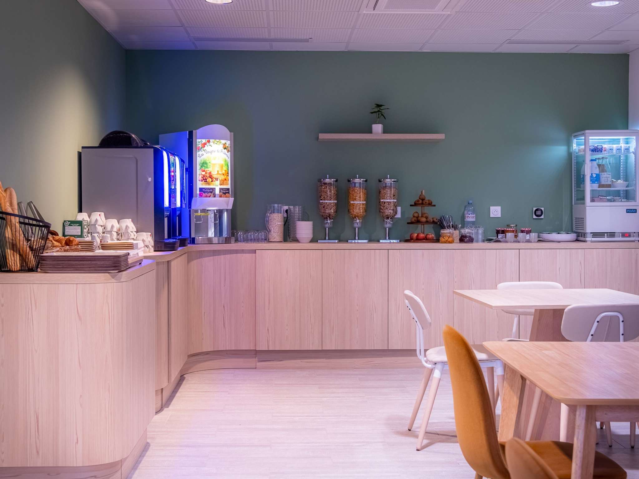 ibis-styles-amiens-sud-hotel-avec-des-appartements-compl-tement