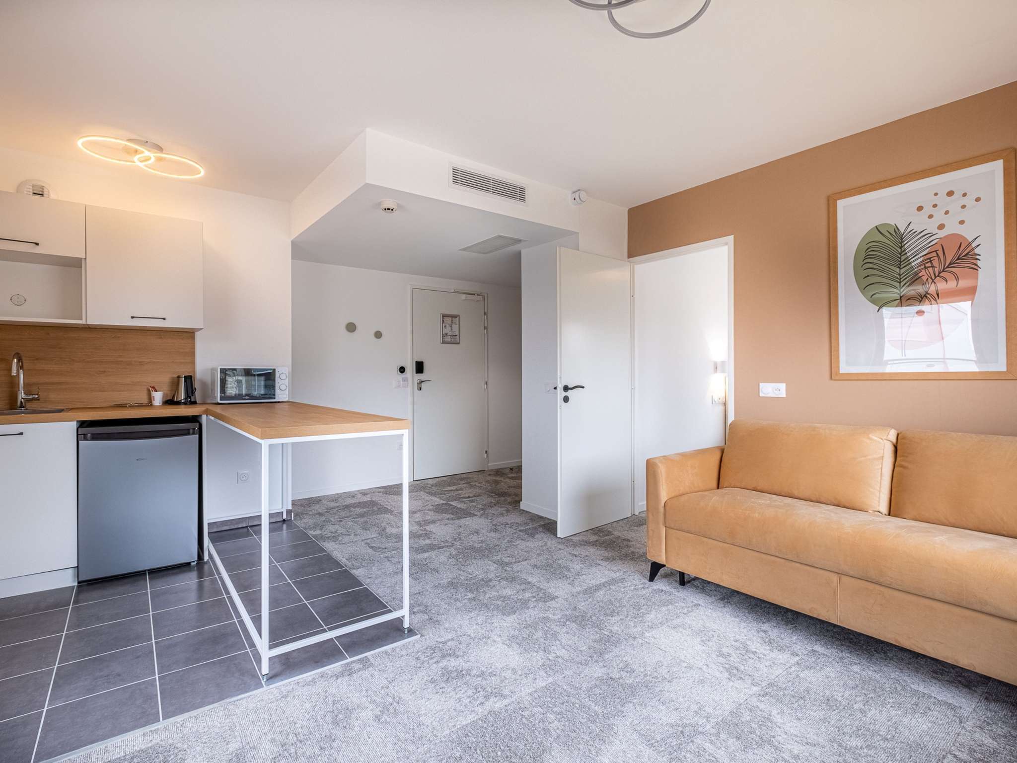 ibis-styles-amiens-sud-hotel-avec-des-appartements-compl-tement