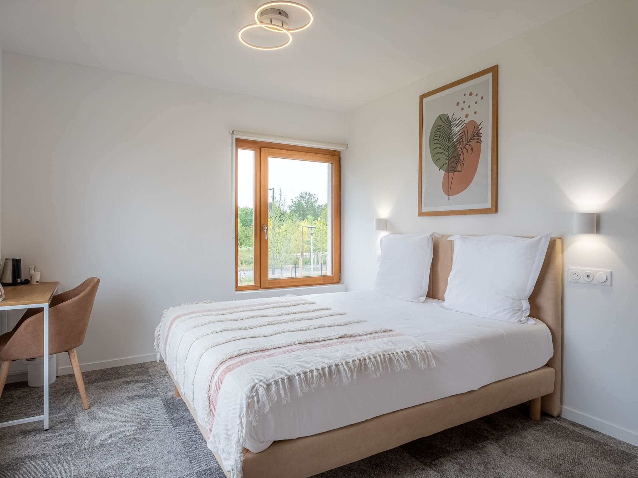 ibis-styles-amiens-sud-hotel-with-fully-furnished-apartments-all