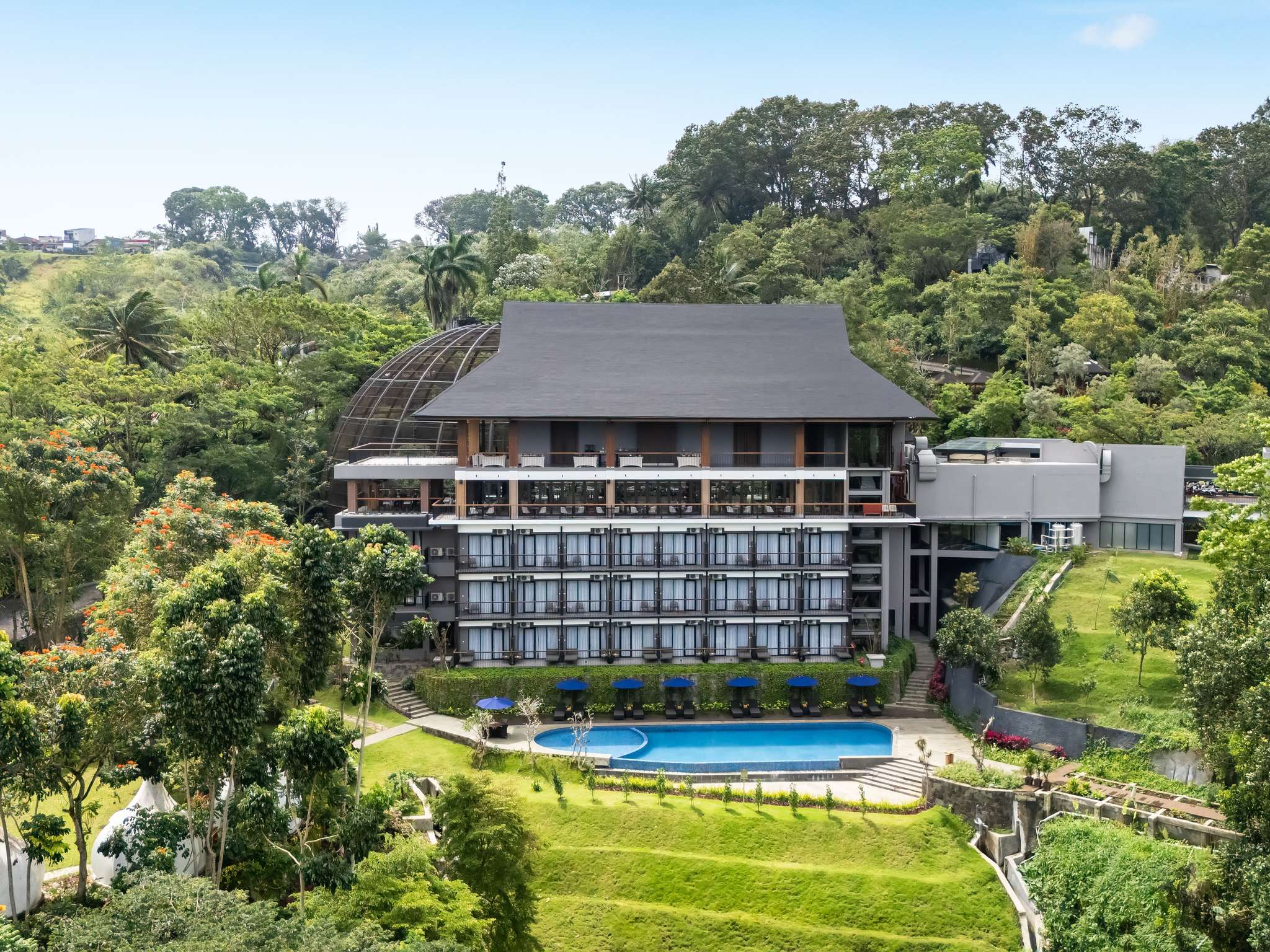 Mercure Cibadak Sukabumi Resort