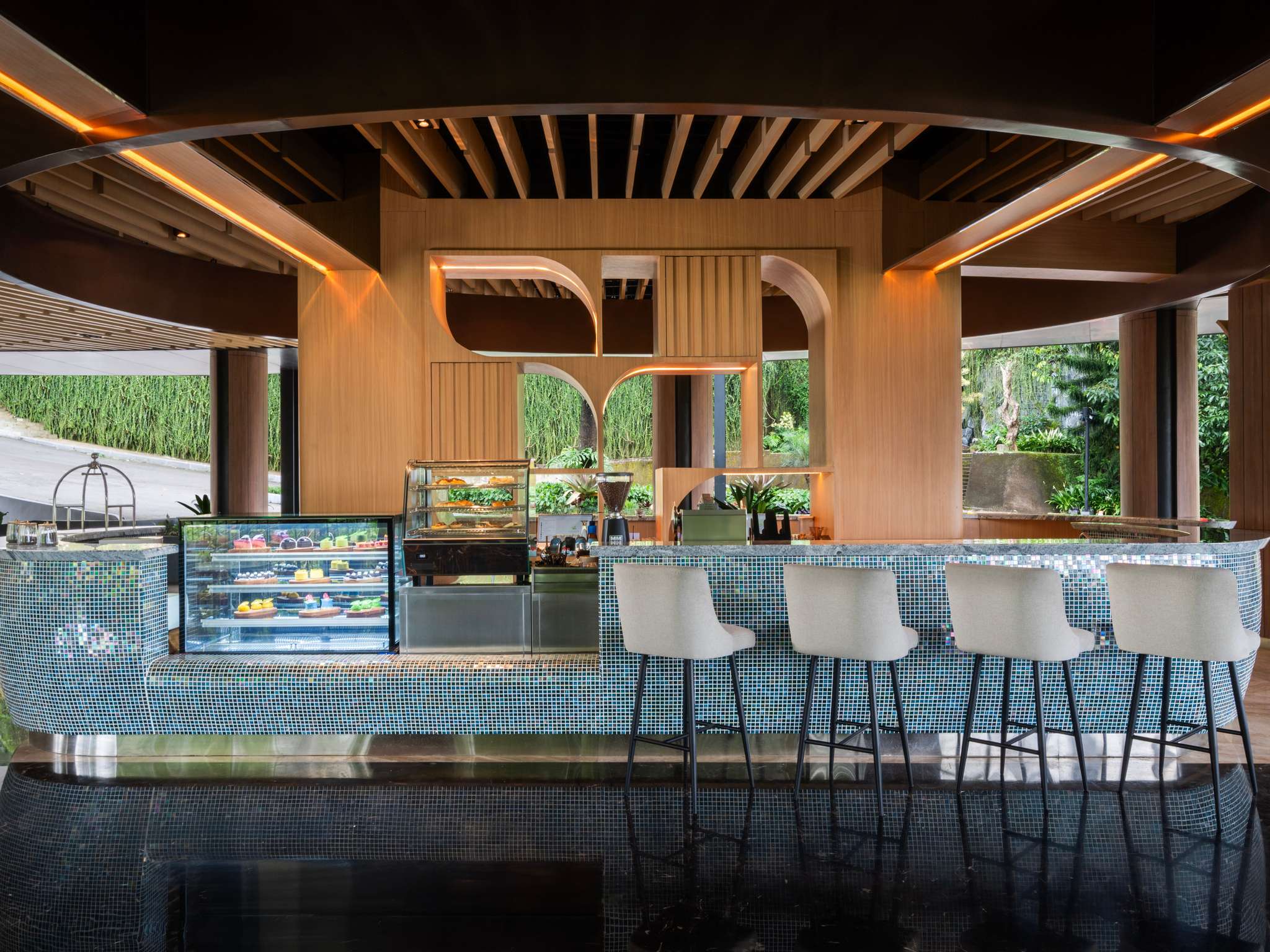 Mercure Cibadak Sukabumi Resort