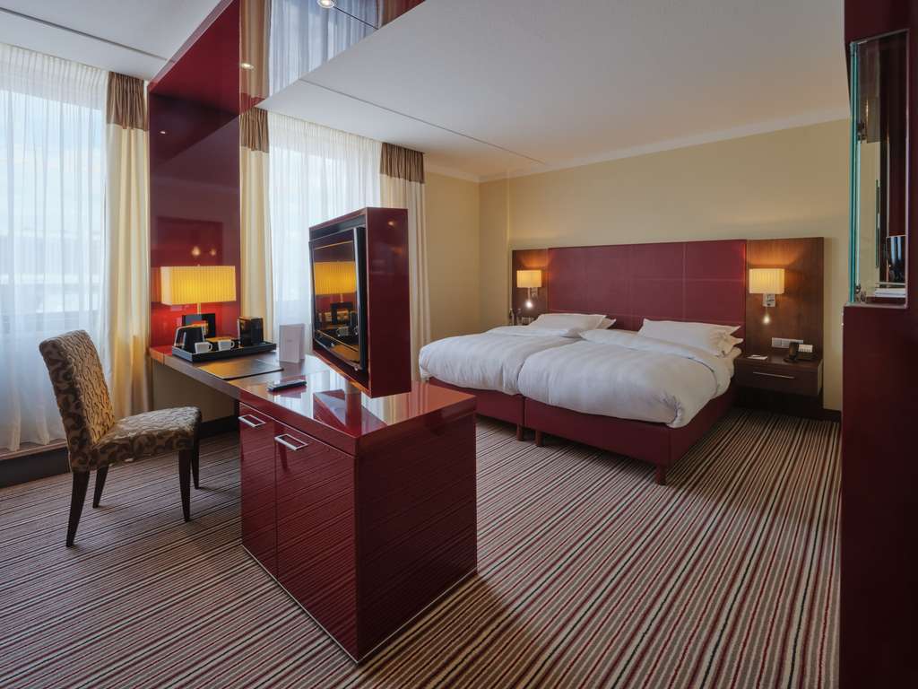 Steigenberger Hotel Graf Zeppelin Stuttgart - Image 4